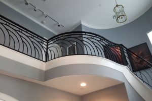 balcony-with-custom-handrail